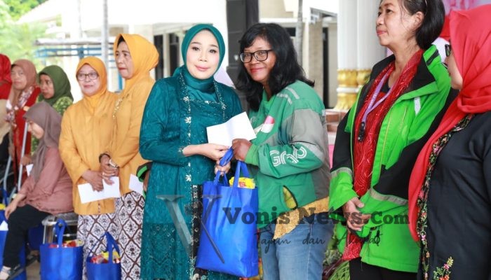 TP PKK Kabupaten Sidoarjo Peringati Hari Ibu ke-97 dan Hari Disabilitas Internasional: Perempuan Berdaya, Perempuan Berkarya Menuju Indonesia Emas 2045