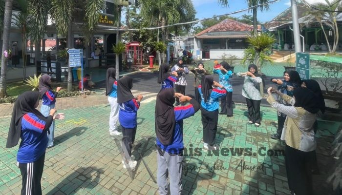 Sosialisasi Enam Langkah Cuci Tangan WHO, Warga Binaan Perempuan Lapas Batang Dilatih Hidup Sehat