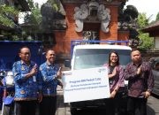 BRI Hibahkan Kendaraan Sampah untuk Pemkab Gianyar sebagai Komitmen terhadap Lingkungan