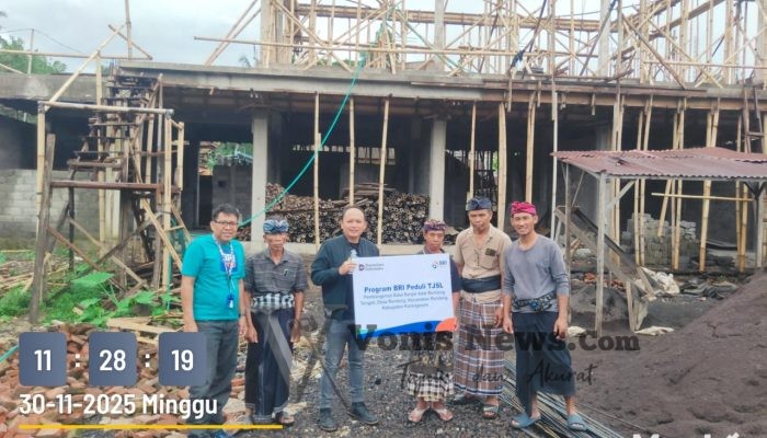 BRI Amlapura Salurkan Bantuan CSR untuk Pembangunan Balai Banjar Rendang Tengah