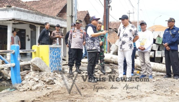 Sidak Infrastruktur di Bringinbendo dan Trosobo, Bupati Sidoarjo Tekankan Ketepatan Waktu Proyek