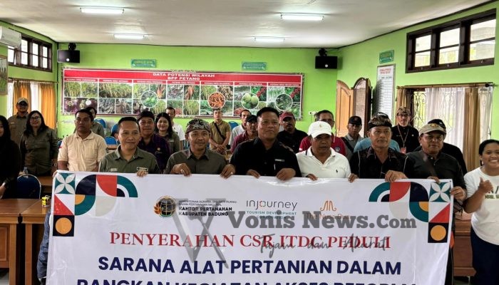 Kantor Pertanahan Badung Serahkan Sarana Pertanian Melalui CSR ITDC Peduli di Desa Pelaga