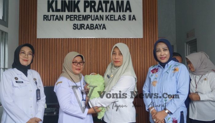 Wabup Sidoarjo Terima Penyerahan Bayi yang Ditinggal Wafat Ibunya di Rutan Porong