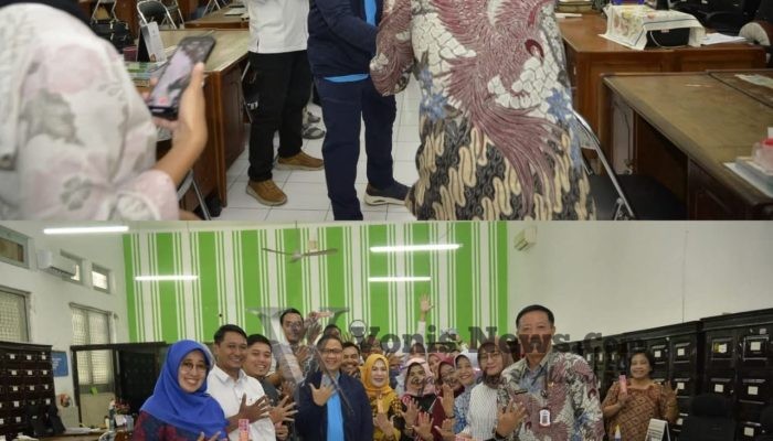 Hangatnya Silaturahmi Syawal, Kadindik Jatim Kunjungi SMA Komplek Surabaya dan Perkuat Kebersamaan Pendidik