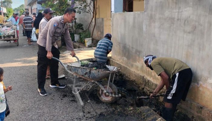Polres Probolinggo Kota Gelorakan Gerakan Indonesia ASRI, Bersama Lintas Sektor Bersihkan Lingkungan