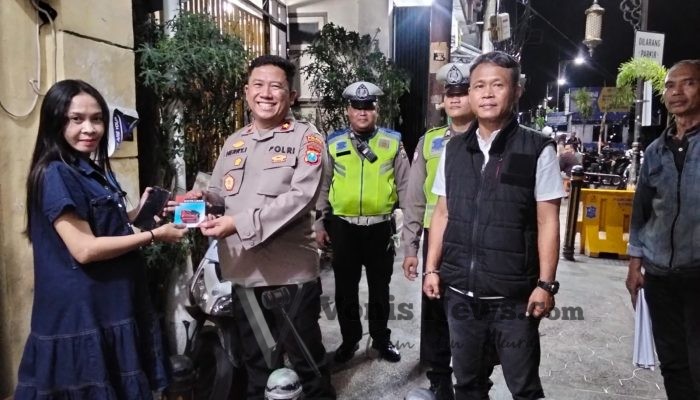 Polsek Semampir Bagikan Kunci Ganda Gratis, Upaya Nyata Tekan Aksi Curanmor di Surabaya
