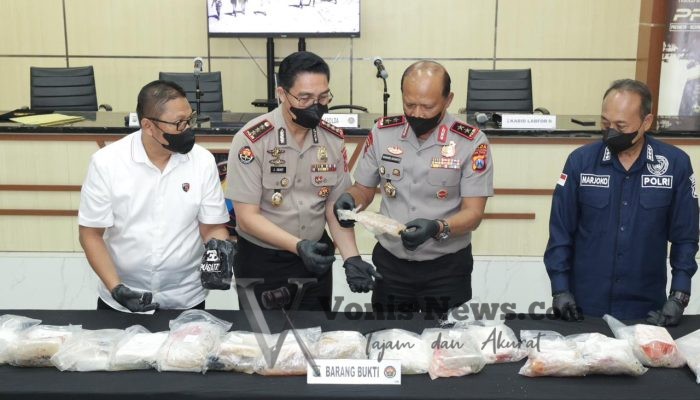 Temuan 27,83 Kg Diduga Kokain di Pesisir Sumenep, Polda Jatim Lakukan Uji Laboratoris dan Pendalaman Kasus