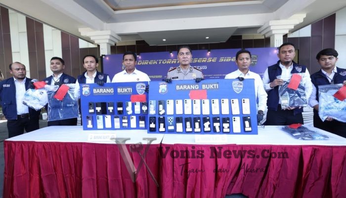 Polda Jatim Bongkar Sindikat Penipuan Online Jual Beli Mobil, 11 Tersangka Ditangkap di Tiga Kota