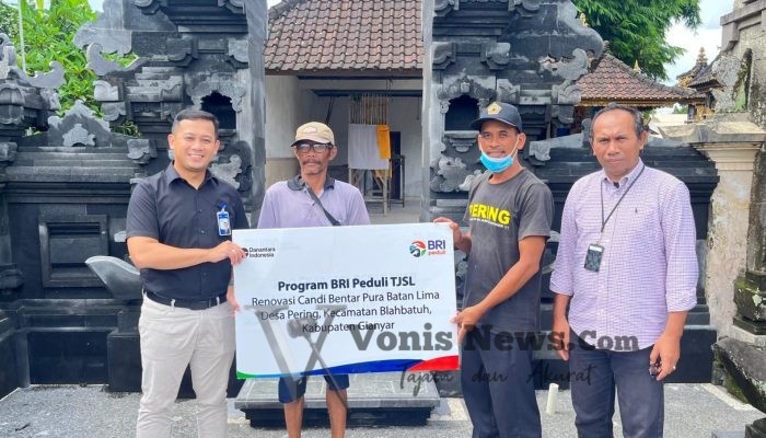 BRI Peduli Budaya, Renovasi Candi Bentar Pura Batan Lima Desa Pering