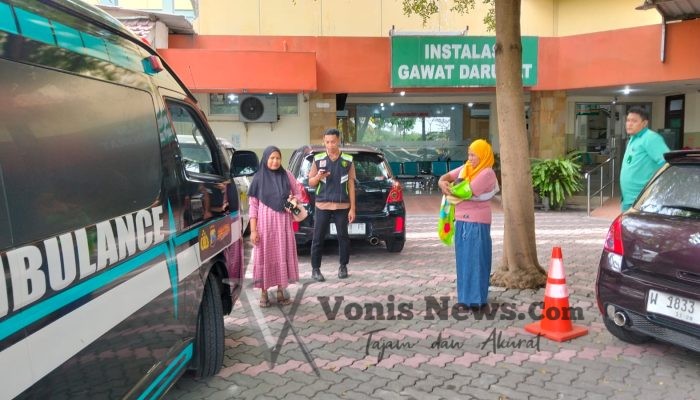 Kapolres Gresik Tegaskan Komitmen Pelayanan, Ambulans Gratis Sidokkes Antar Pasien Radioterapi Pulang ke Duduksampeyan