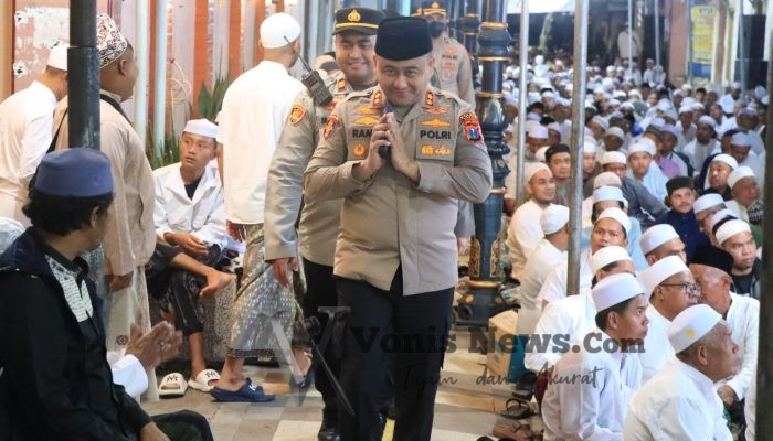 Polres Gresik Kerahkan Ratusan Personel, Haul ke-71 Habib Abu Bakar Assegaf Berlangsung Aman dan Khidmat