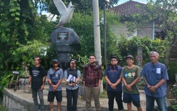 Peringati Hari Keanekaragaman Hayati, PT PLN (Persero) UIP JBTB Salurkan Bantuan TJSL Konservasi Jalak Bali di Tabanan