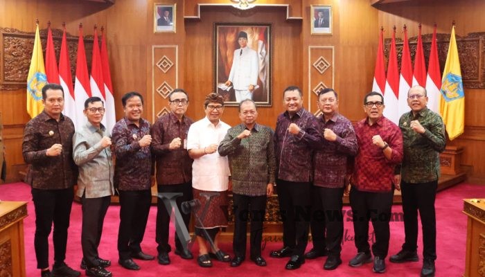 Gubernur Wayan Koster Pimpin Rakor Kepala Daerah se-Bali, Targetkan Pertumbuhan Ekonomi 6,10 Persen pada 2026