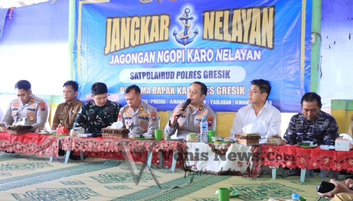 Kapolres Gresik Serap Aspirasi Nelayan Lewat Jangkar, Salurkan Bantuan dan Perlengkapan Keselamatan Laut