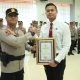 Kapolres Gresik Beri Penghargaan kepada 27 Personel Berprestasi, Ungkap BBM Ilegal hingga Peredaran Narkoba