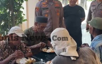 Momen Hangat 300 Warga Makan Bersama di Polsek Wringinanom, Pererat Silaturahmi dan Wujudkan Polri Dekat dengan Masyarakat