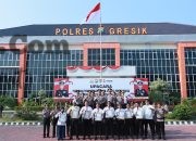 Polres Gresik Beri Reward kepada Personel Berprestasi dan Warga, Perkuat Sinergi Pamswakarsa