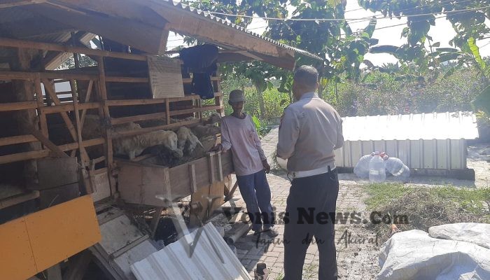 Dukung Program Asta Cita, Polsek Kebomas Cek Peternakan Kambing di Dahanrejo