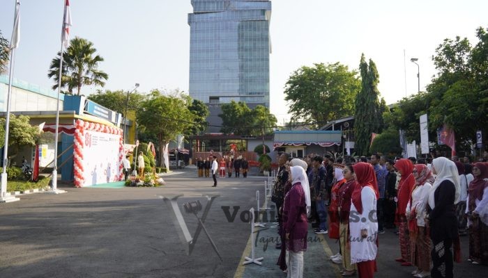 PLN Icon Plus dan PLN Komplek Ketintang Gelar Upacara HUT ke-81 RI, Teguhkan Semangat Indonesia Berdaulat, Adil, dan Makmur