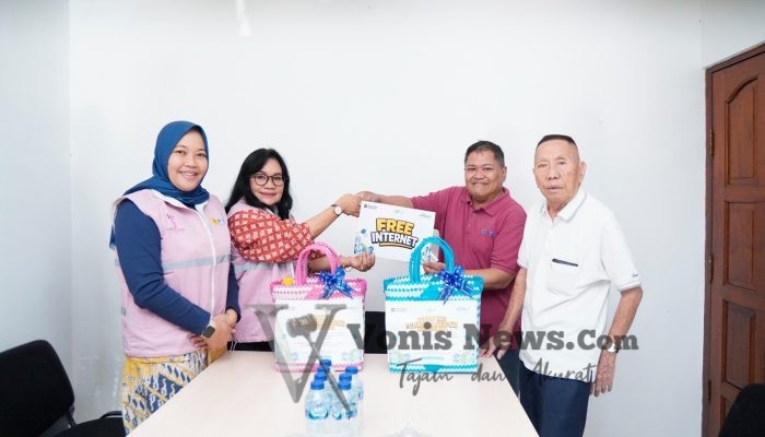Direktur Pelayanan Teknologi Infomasi PLN Icon Plus Sapa Pelanggan Setia ICONNET di Hari Pelanggan Nasional 2026
