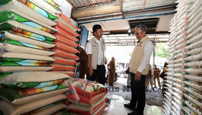 Polda Jatim Pantau Stok dan Harga Beras di Tiga Pasar, Pasokan Aman Meski Ada Harga Premium di Atas HET