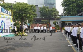 PLN Icon Plus Jatim dan PLN Komplek Ketintang Gelar Upacara HLN ke-81, Perkuat Semangat Kemandirian Energi