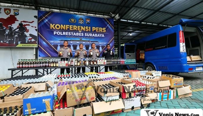 Polrestabes Surabaya Tertibkan Peredaran Miras, 5.385 Botol Diamankan